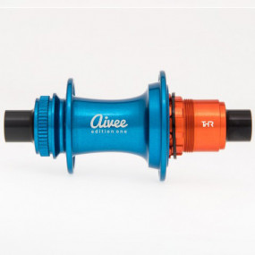 Edition One SL Centerlock® rear hub with blue anodized