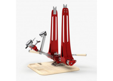 Precise, reliable, fast and aesthetic wheel truing stand