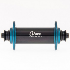 Blue hub for road bike